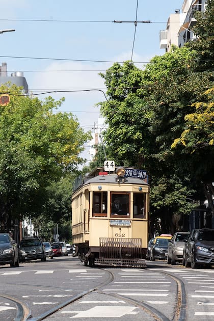 Paseo en el tranvía histórico de Buenos Aires, reapertura en pandemia