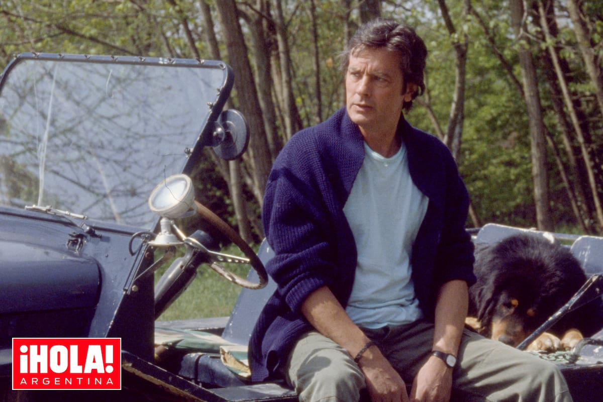 Pasó los últimos años prácticamente recluido en el Château de La Brûlerie, donde sólo recibía la visita de sus hijos, sus nietos y unos pocos amigos.