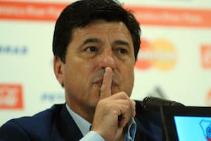 Passarella negó vínculos con la barra