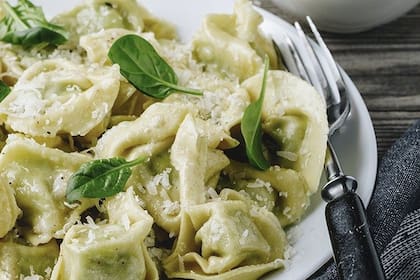 Pasta rellena con verduras.