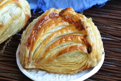 Pastel de manzana con canela o chausson, receta francesa de COCU