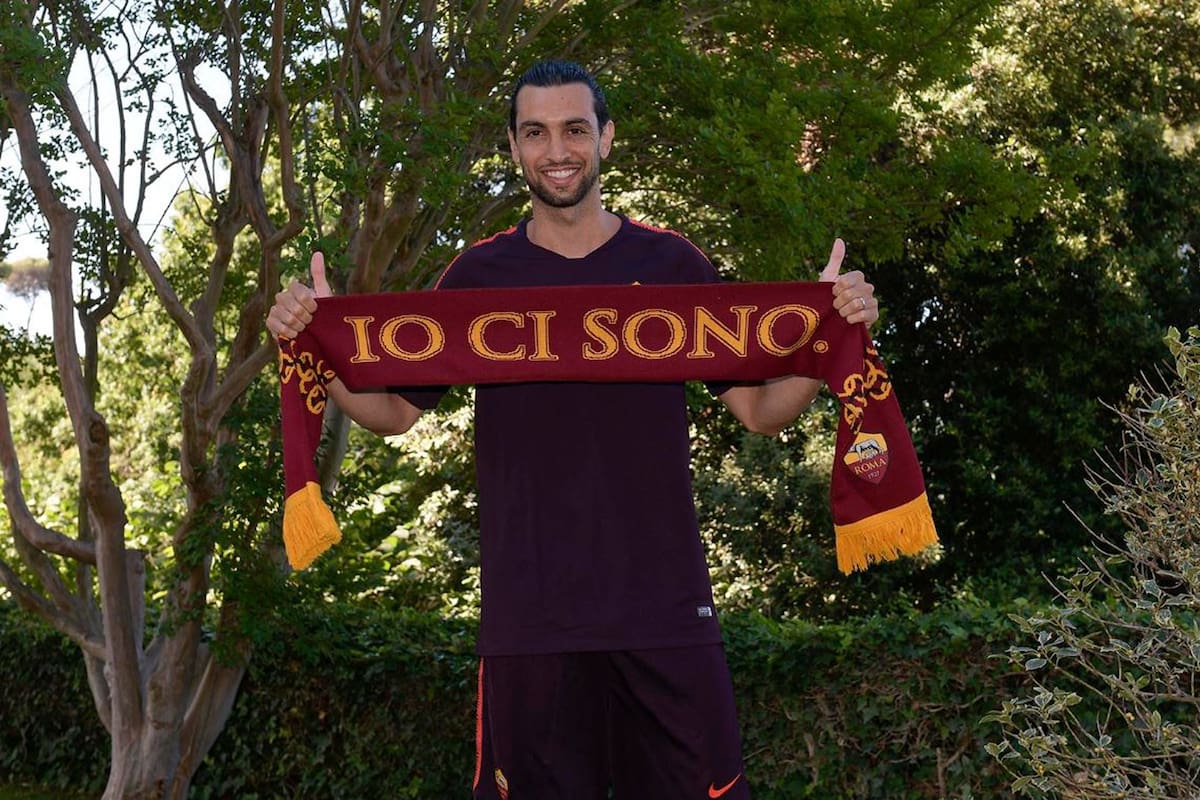 Pastore deja el club parisino tras 7 años