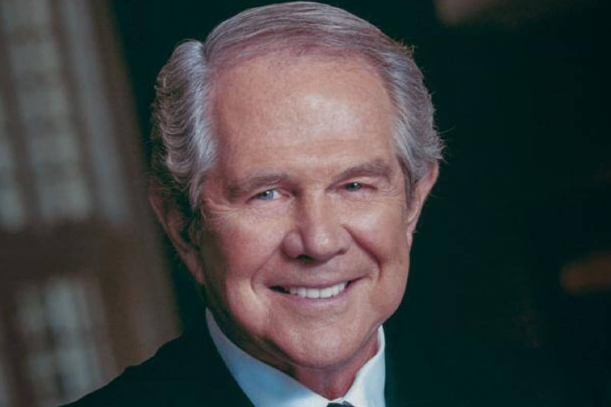 Pat Robertson, evangelista cristiano, presentador de El Club 700 y excandidato presidencial, murió a los 93 años en Virginia, EE.UU.