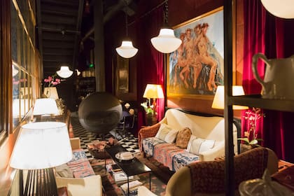 Patagonia Sur, el restaurante de Francis Mallmann en la Boca, forma parte de la escenografía de la serie Nada, de Star+