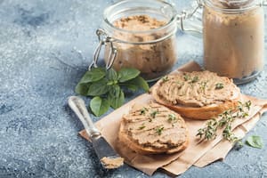 Paté casero de hígado de pollo de Dolli Irigoyen