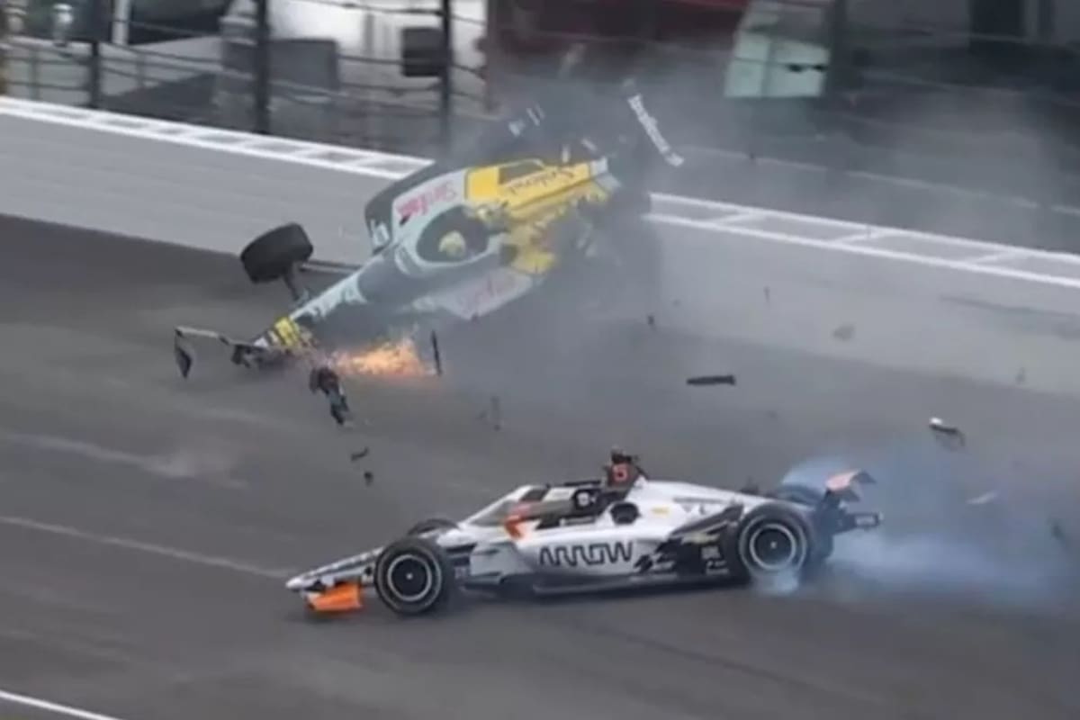 Pato O'Ward quedó involucrado en un fuerte accidente iniciado por Alexander Rossi durante la práctica del lunes en Indianápolis para el Indy Car