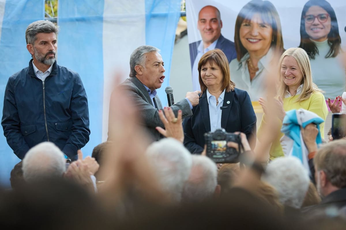 Patricia Bullrich, apoyada por Alfredo Cornejo, lidera por ahora los sondeos presidenciales en tierra cuyana. Sin embargo, Milei y Larreta no dejan de posicionarse. En tanto, Massa significa un "empujón" para la fórmula local.