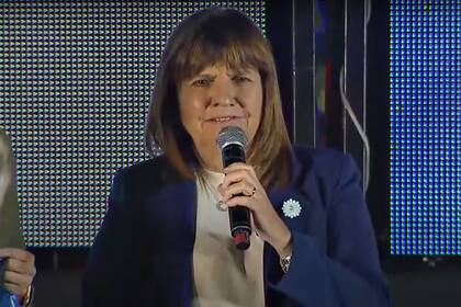 Patricia Bullrich apoyó al gobernador Maximiliano Pullaro tras las amenazas de grupos narco