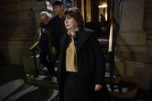Postergan una semana la sesión y Adorni gana tiempo, aunque sería citado a interpelación el 2 de julio