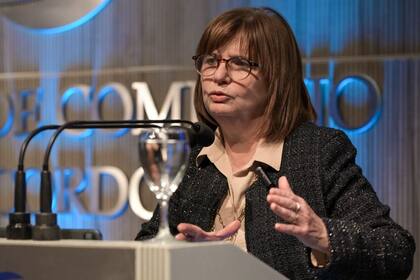 Patricia Bullrich expuso ante empresarios en Córdoba