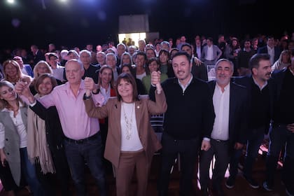 Patricia Bullrich junto a Luis Petri presentó a más de 300 candidatos de todo el país.