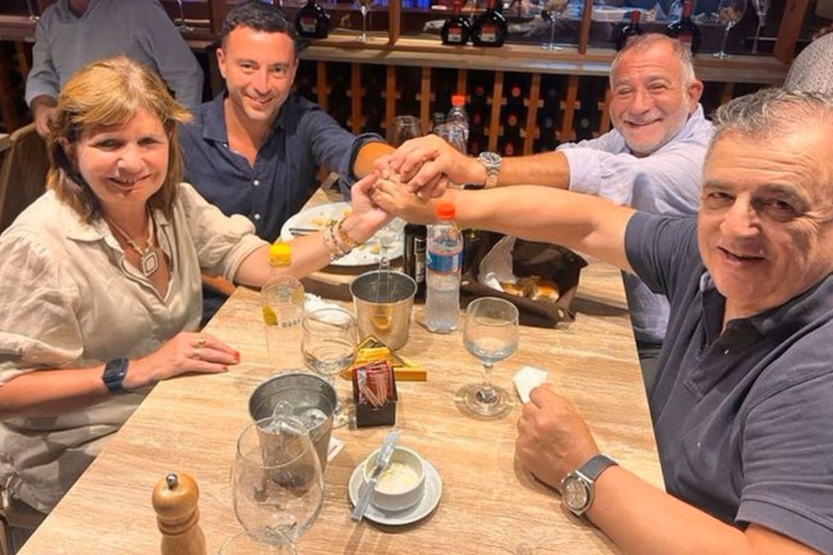 Patricia Bullrich junto a Rodrigo de Loredo, Luis Juez y Mario Negri en Córdoba