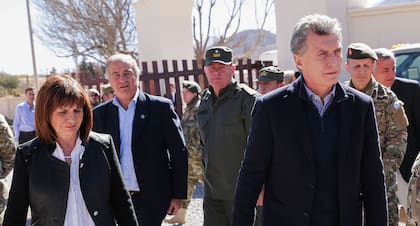 Patricia Bullrich, Oscar Aguad y Mauricio Macri