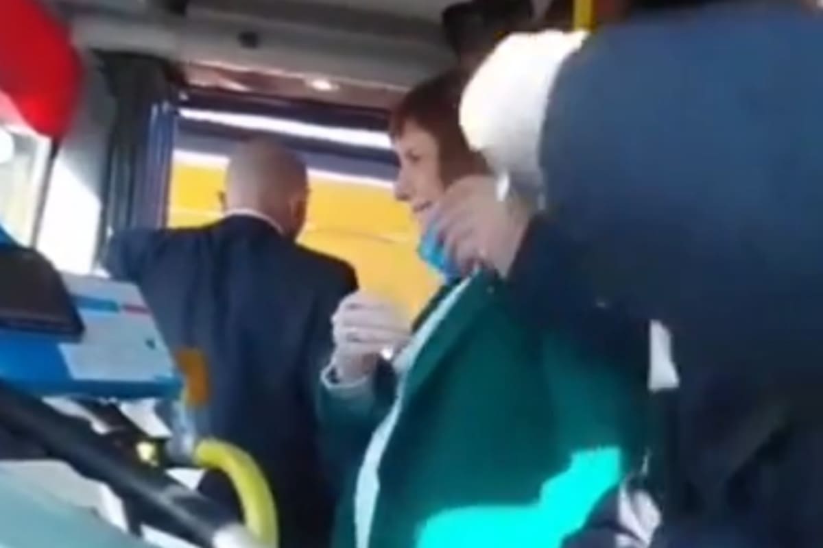 Patricia Bullrich quiso pagar con la SUBE el boleto de colectivo.