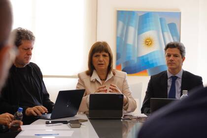 Patricia Bullrich reunió a los economistas de Juntos por el Cambio