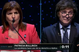 Patricia Bullrich y Javier Milei en el segundo debate presidencial en la Facultad de Derecho