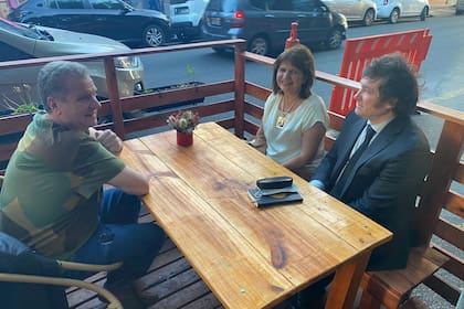 Patricia Bullrich y Javier Milei tiempo atrás.