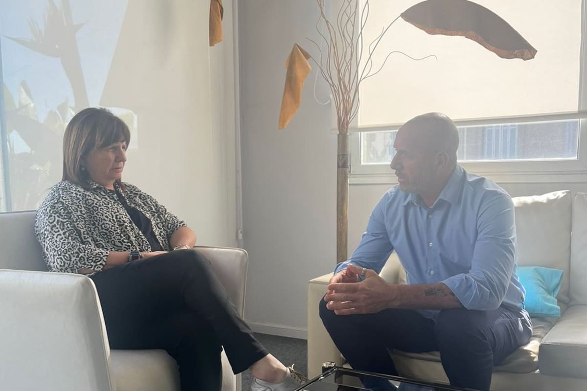 Patricia Bullrich y Waldo Wolff, quien fue confirmado por Jorge Macri como su próximo ministro de Seguridad, se mostraron juntos esta tarde