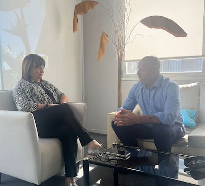 Patricia Bullrich y Waldo Wolff, quien fue confirmado por Jorge Macri como su próximo ministro de Seguridad, se mostraron juntos esta tarde