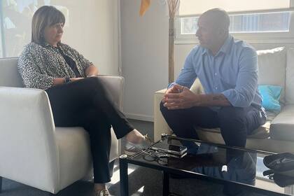 Patricia Bullrich y Waldo Wolff se mostraron juntos para escenificar cohesión entre las carteras de Seguridad