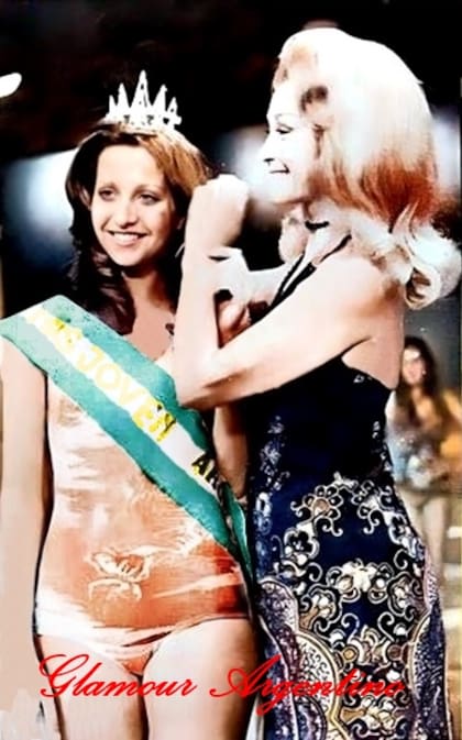 Patricia Lage junto a María Aurelia Bisutti. Foto: Glamour Argentino