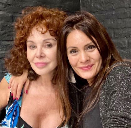 Patricia Palmer y Paula, su hija, que la acompañó hace ya muchos años desde su Mendoza natal