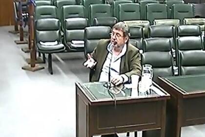 Patricio Gerbi, titular de Coarco, fue interrumpido incesantemente por los abogados de los acusados