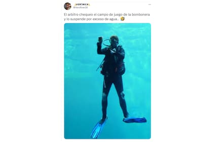 Patricio Loustau decidió que el partido no se jugara luego de analizar en dos ocasiones el estado del campo de juego