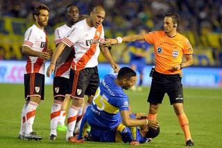 Patricio Loustau dirigirá el Boca-River; por qué genera malos recuerdos en ambos lados