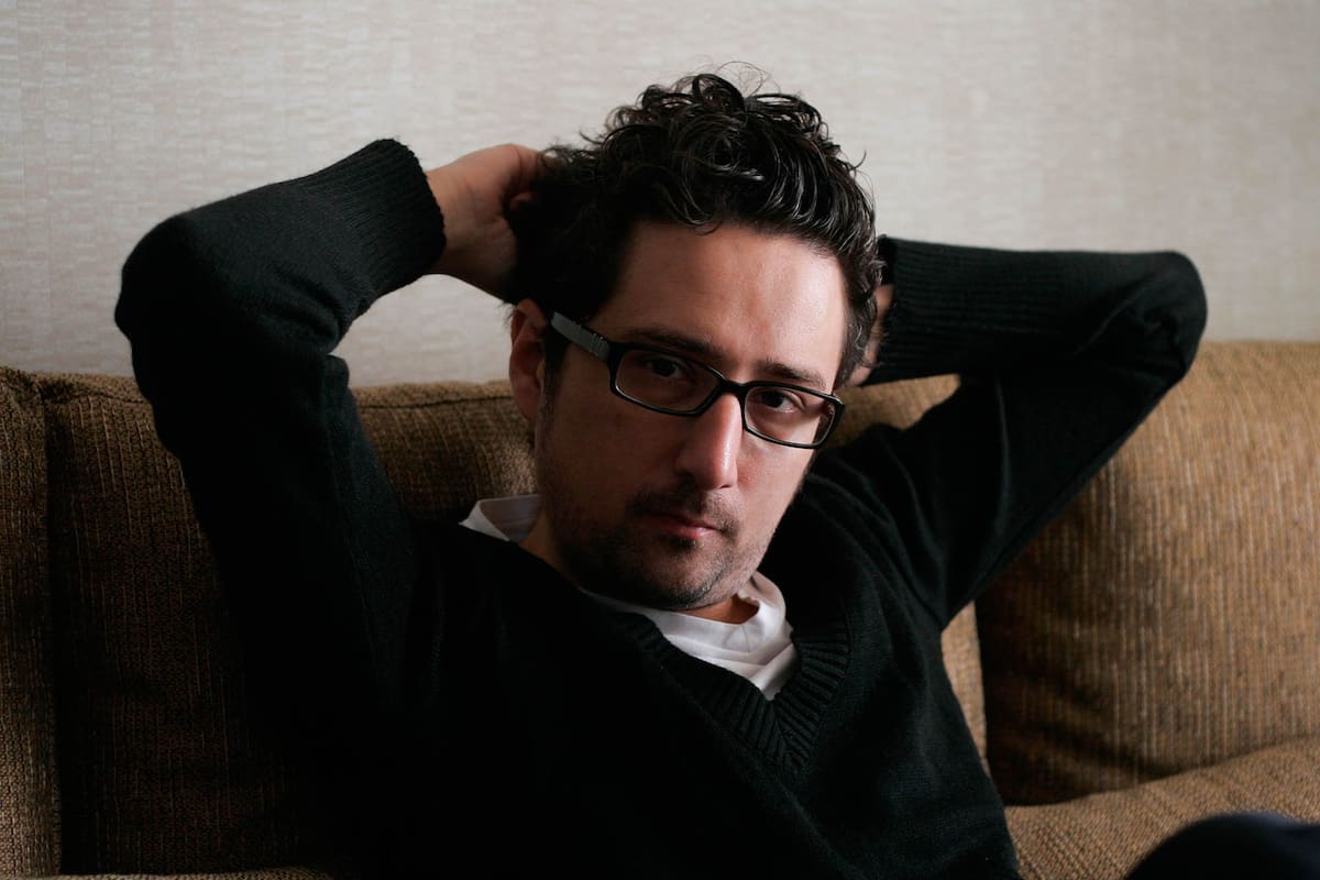 Patricio Pron ganó el premio Alfaguara