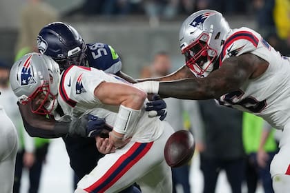 Patriots: Maye pierde el balón tres veces ante la defensa de Seahawks en un aciago Super Bowl