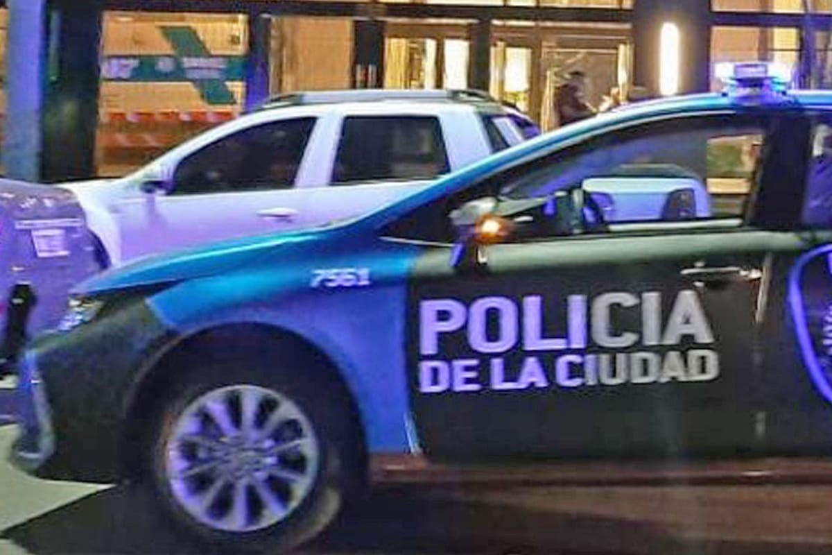 Patrulleros de la policía de la ciudad de Buenos AIres