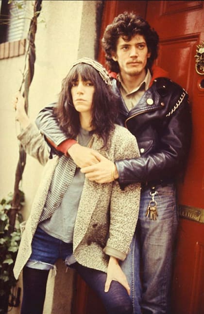 Patti Smith con el fotógrafo Robert Mapplethorpe