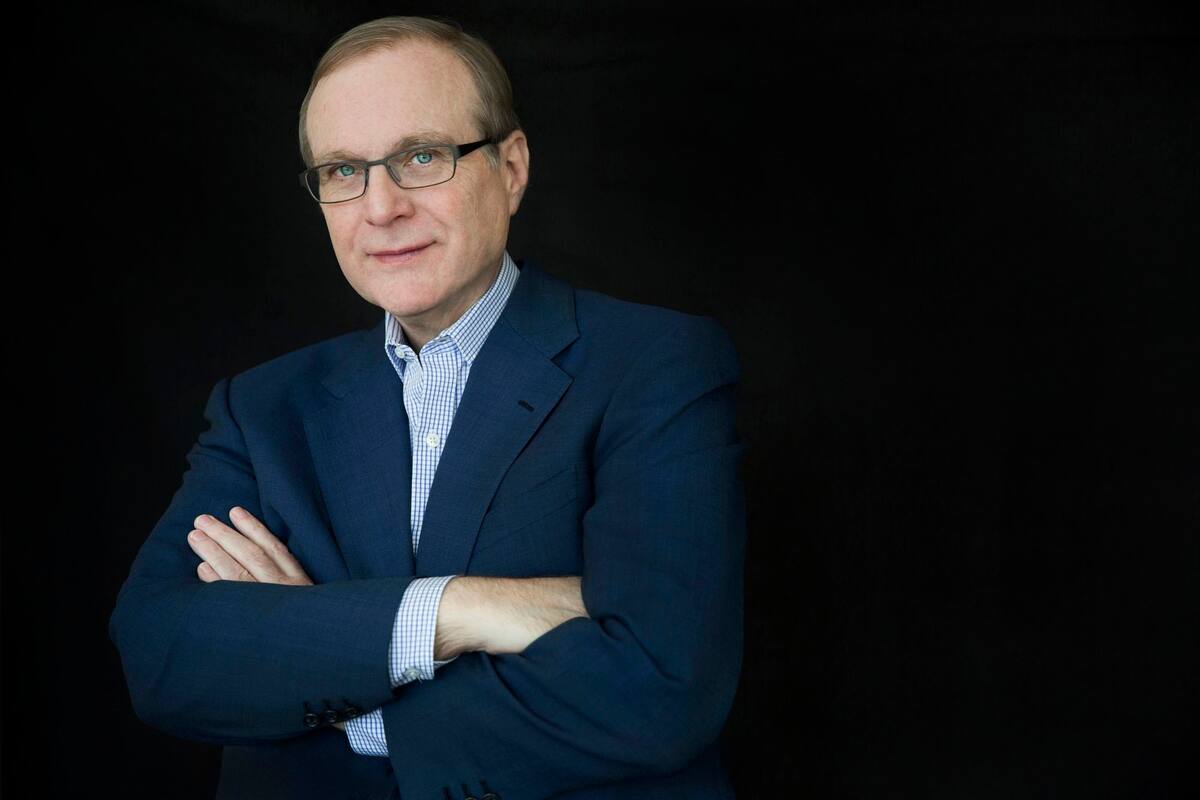 Paul Allen murió el lunes a los 65 años; llevaba décadas luchando contra un linfoma; fundó Microsoft en 1975 junto a su compañero de secundaria Bill Gates