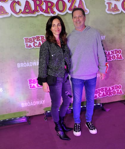 Paul Kirzner, el hermano de Adrián Suar -con quien comparte un increíble parecido- y su mujer, Judith Kovalovsky