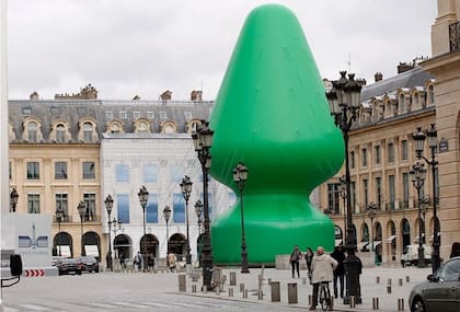 Paul McCarthy, Tree, 2014