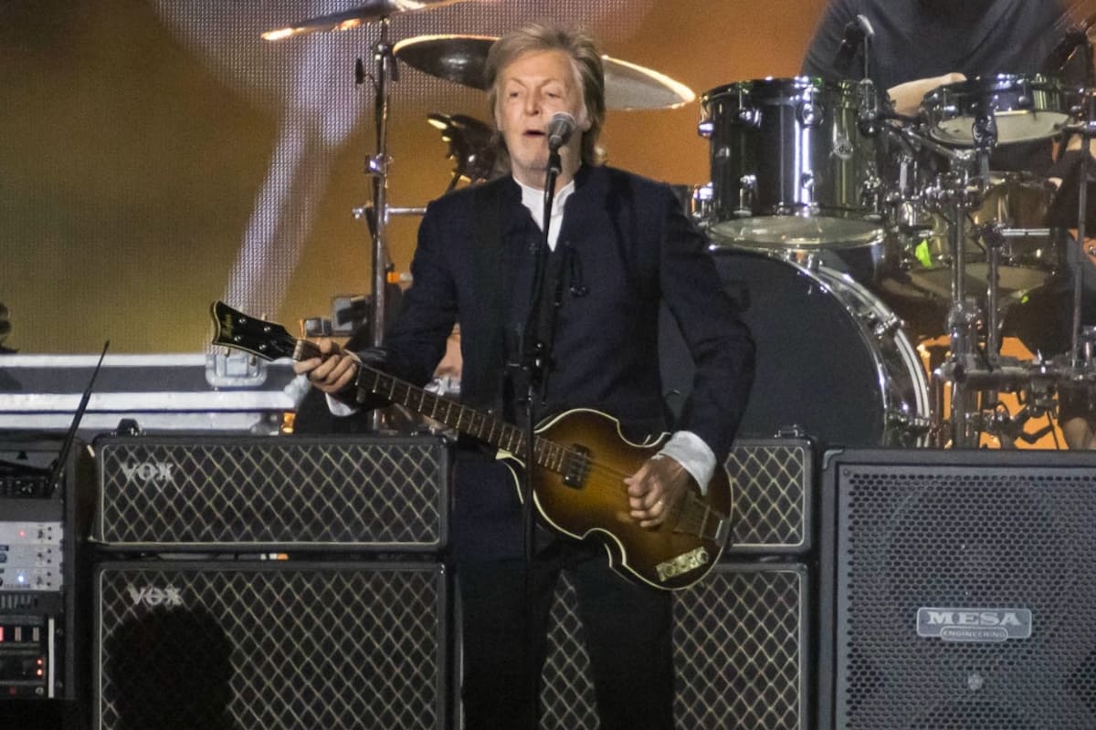 Paul McCartney en River