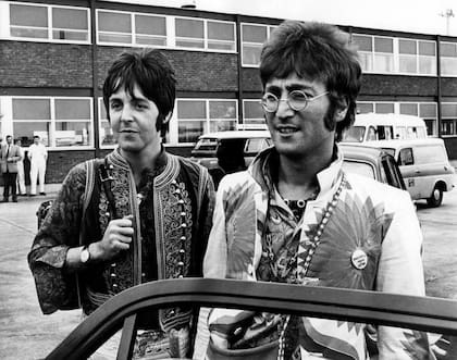 Paul McCartney y John Lennon