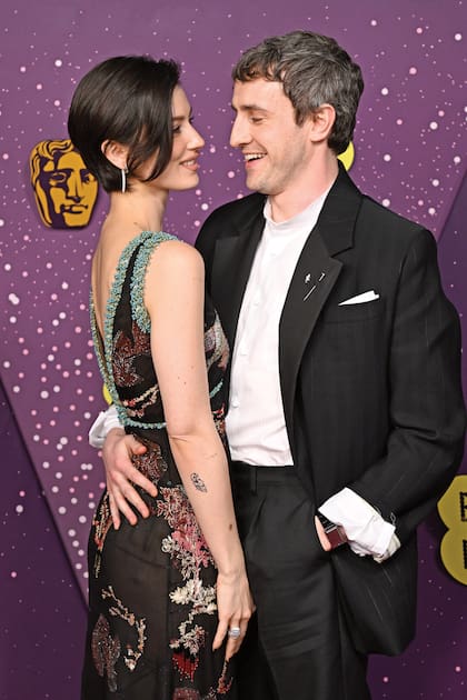 Paul Mescal, el actor de Hamnet, junto a Gracie Abrams