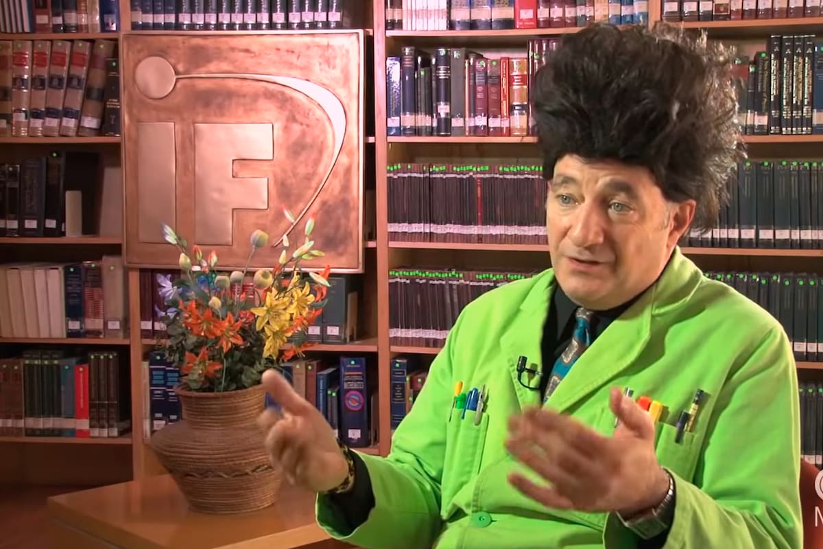 Paul Zaloom en una entrevista reciente para la televisión mexicana