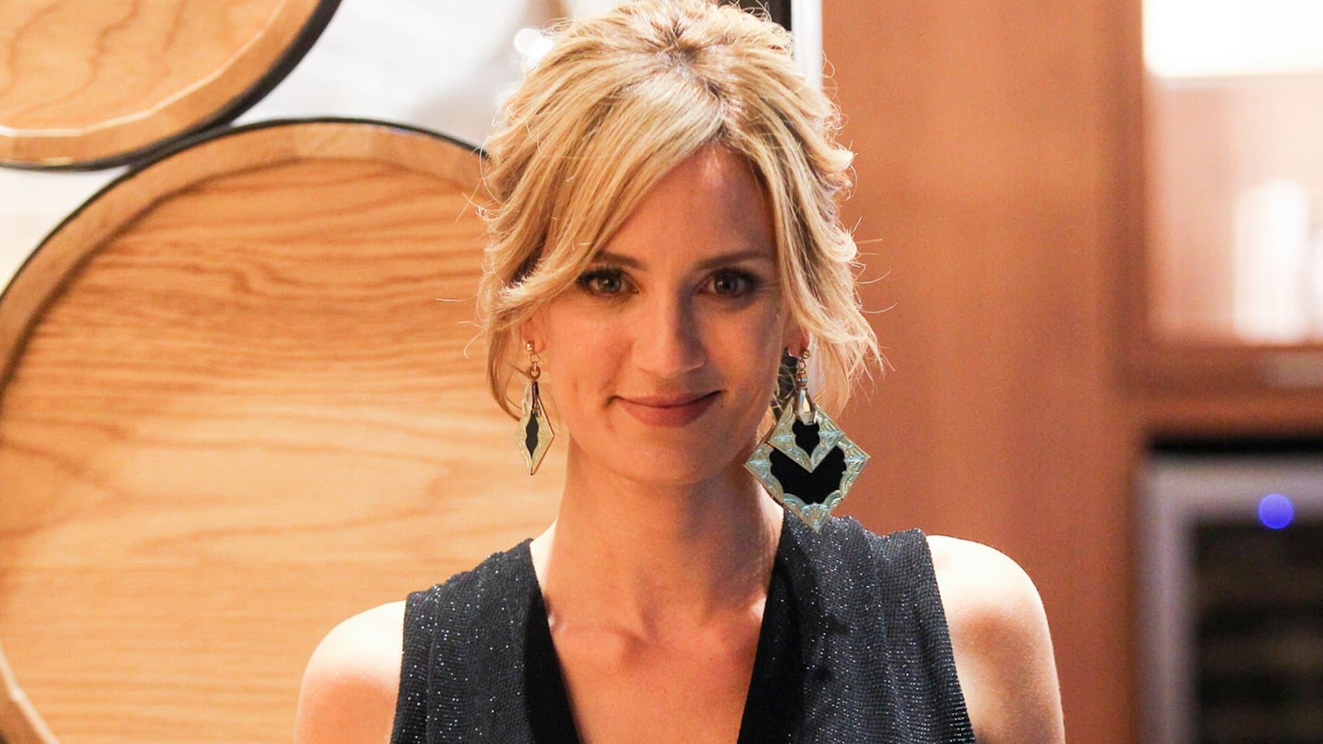 Paula Chaves, conductora de la edición argentina del reality Bake Off