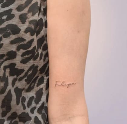 Paula Chaves se hizo un tatuaje en honor a Filipa (Foto: Instagram/@chavespauok)