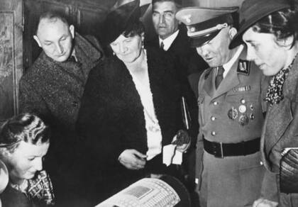 Paula en un evento navideño de 1938 (Foto: Getty Images)
