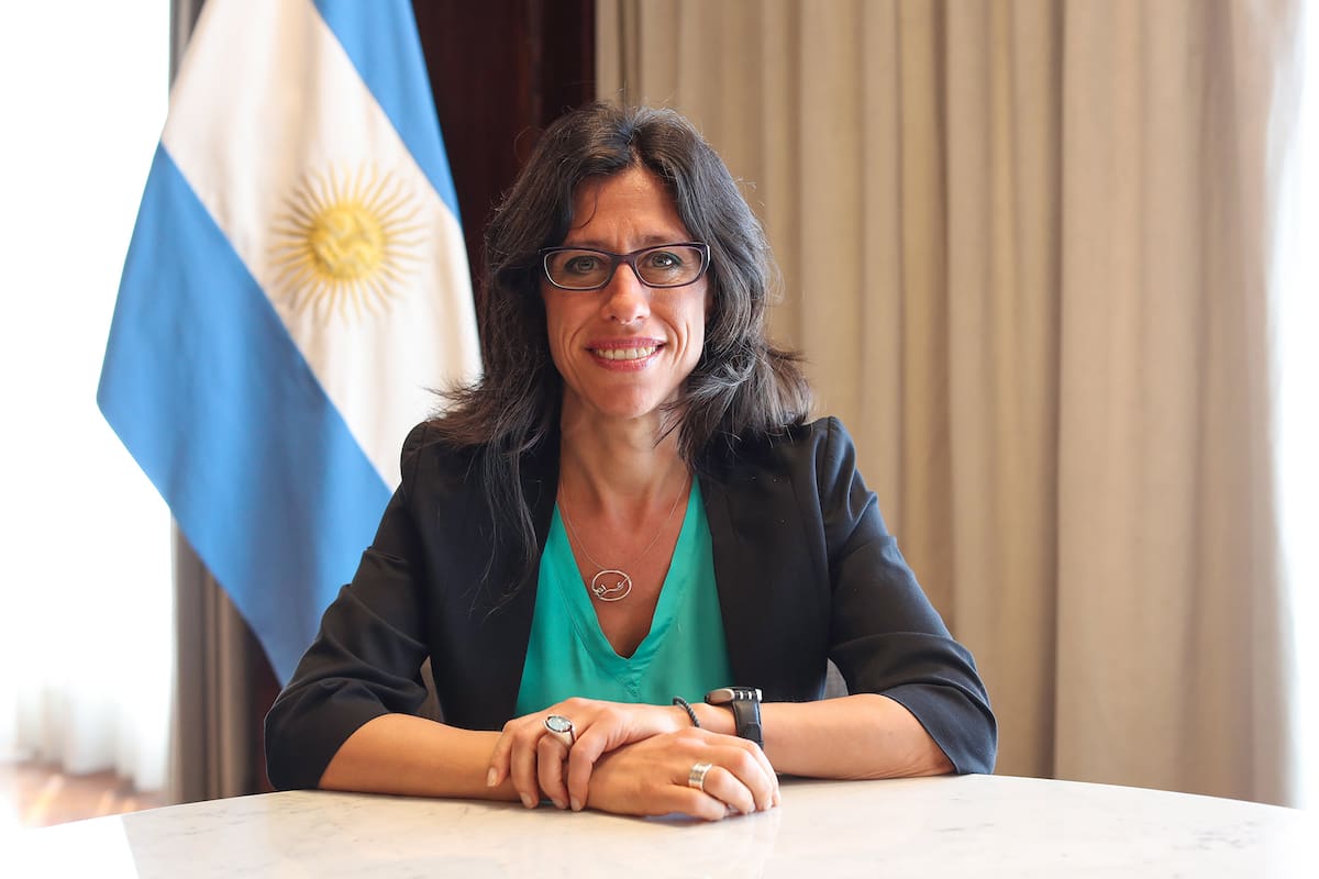 Paula Español, secretaria de Comercio Interior: insiste con poner más retenciones al agro para frenar los precios
