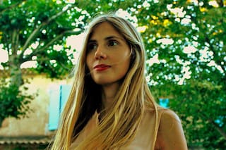 La argentina Paula Klein gana 30 mil euros del Premio Lumen con un "amor inventado"
