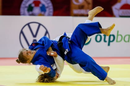 Paula Pareto ganó tres combates y cayó en la final en el Grand Slam de Budapest, Hungría, contra la número 2 del mundo, la kosovar Distria Krasniqi.