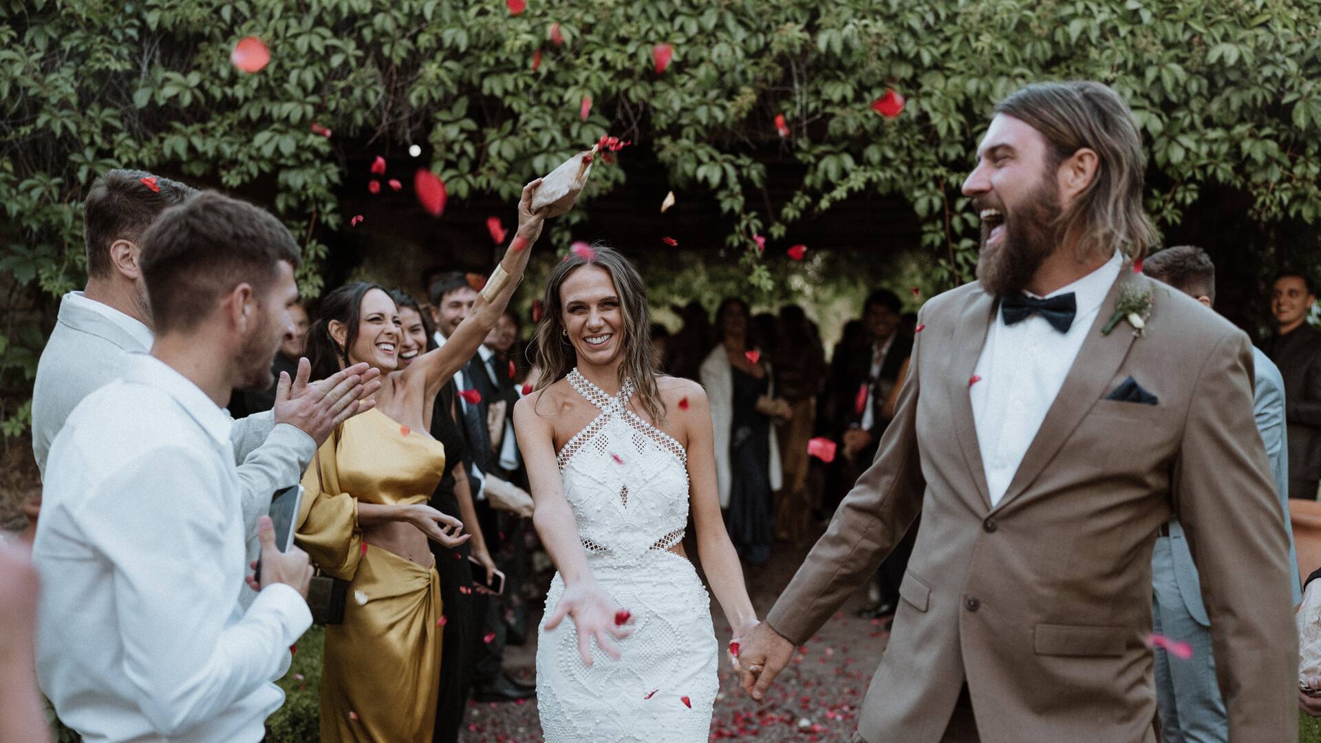 Paula Pereyra y Stuart Thurlby, recién casados en Bodega Renacer