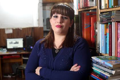 Paula Reutercecchetto es docente en cuatro escuelas públicas de Quilmes, tiene a su cargo 12 cursos y hace esfuerzos para lograr que sus alumnos se conecten