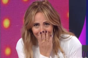 Paula Varela protagonizó un tremendo blooper al aire de Socios del espectáculo (Foto: Captura de video)