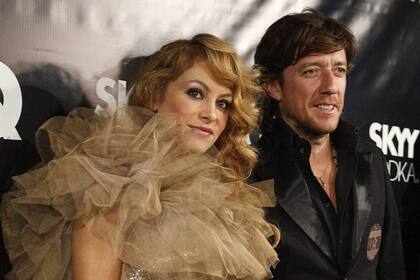 Paulina Rubio y Nicolás Vallejo Nájera, de gala para un evento realizado en México.